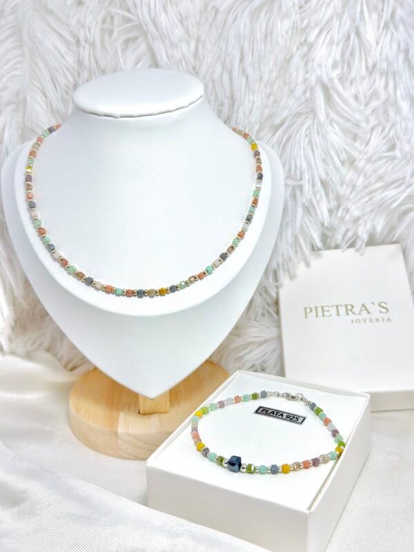 COLLAR CRISTAL CUBO AMARILLO